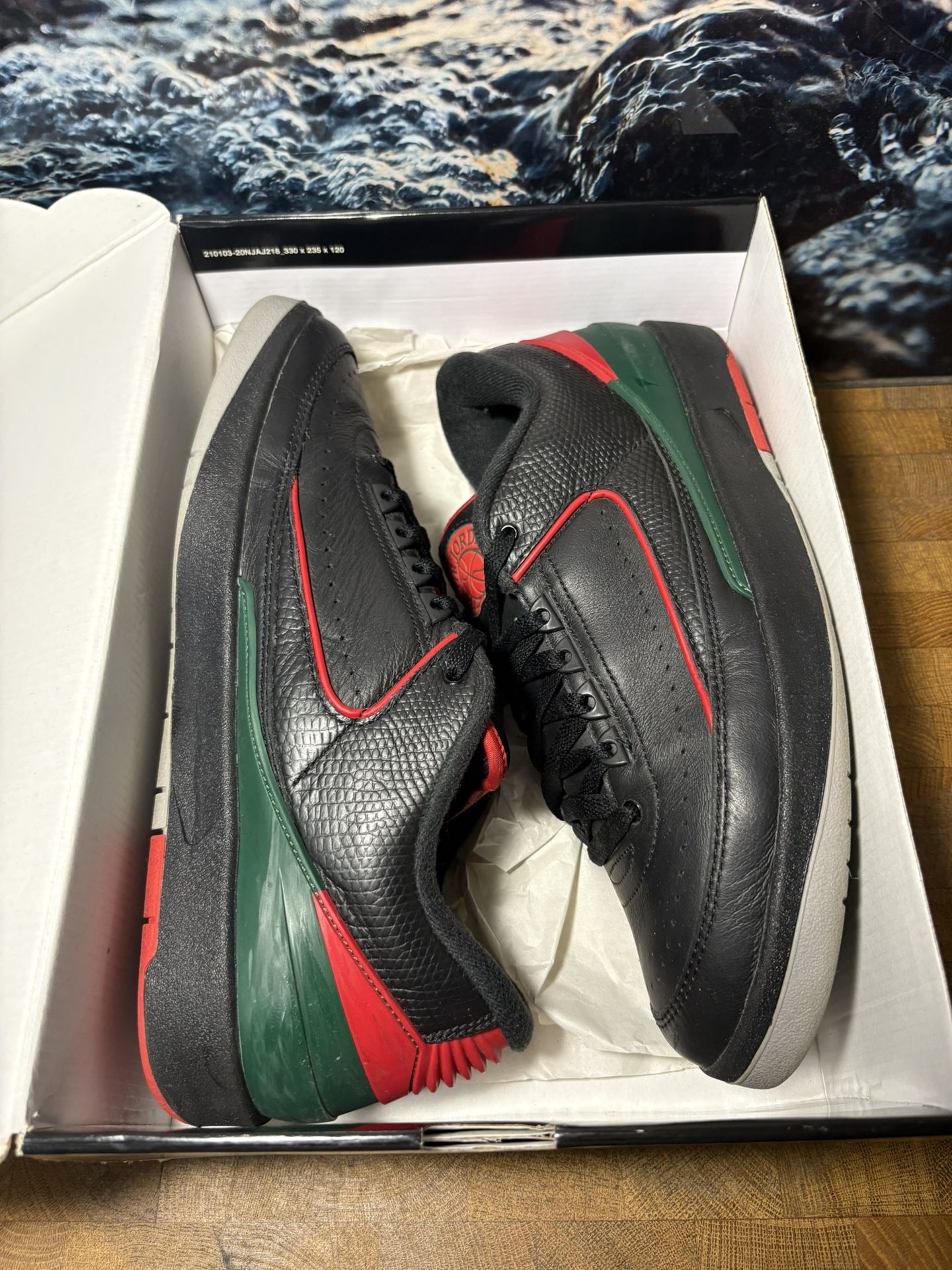 Air Jordan 2 Retro Low Christmas 2023