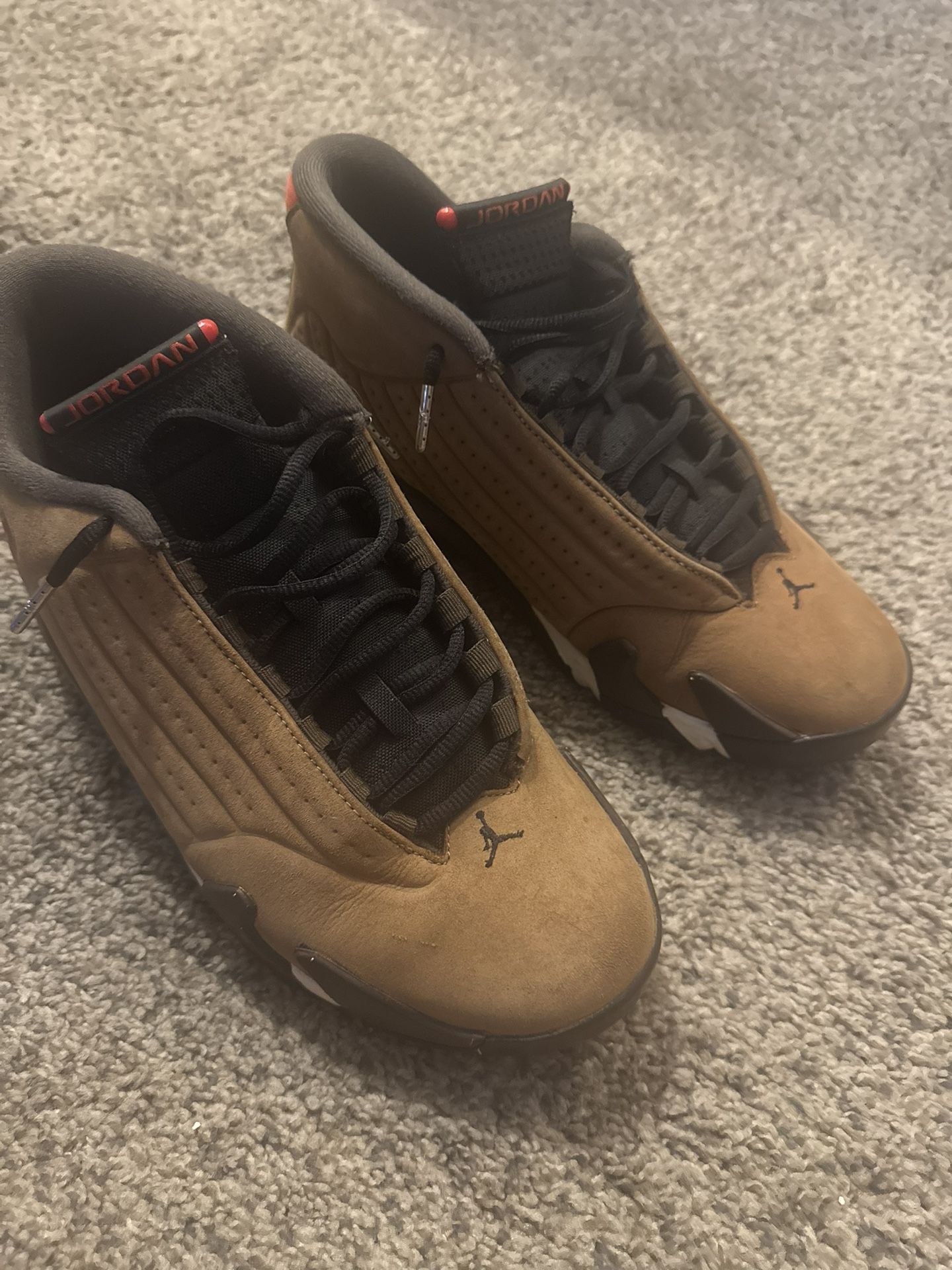 Jordan 14 Winterized - Size 10