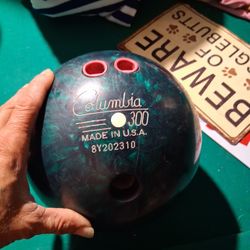 Bowling Ball W/bag