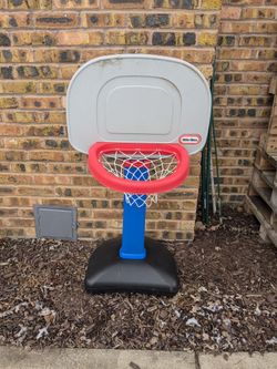 Little Tikes Toddler Basketball Hoop