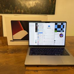 MacBook Pro 14" M1 Max,  64GB RAM, 1TB SSD, 32-Core GPU,