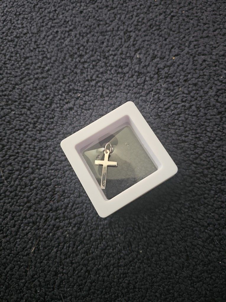 Small Cross