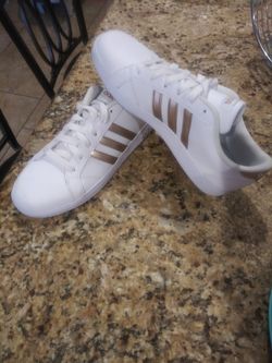 Adidas women 💁🙋💛💗💜