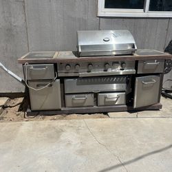 Outdoor Grill