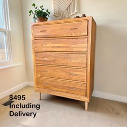 Scandinavian Mid-Century Modern 5-Drawer Dresser – Free Delivery