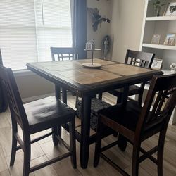 Kitchen table