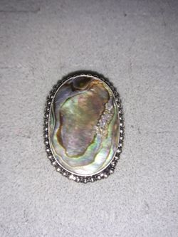 Beautiful X-Large Abalone ring