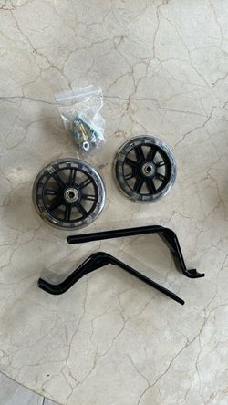 Bike Training Wheels with Hardware