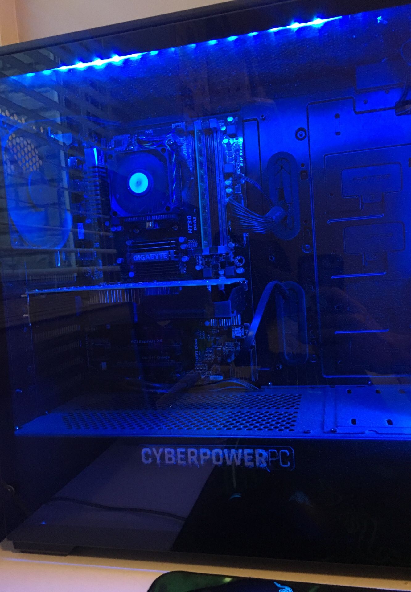 Cyber power Custom built Gaming pc