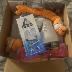 Skates  Very New In Box (young Misses 13)
