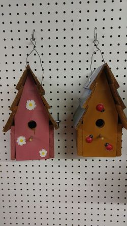 Beautiful hand made woodern bird houes