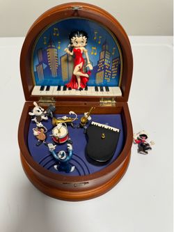Betty Boop “The Vaudeville Minstrel” animated music/jewelry box