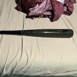 Marucci Undefeated Baseball Bat