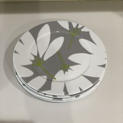 Echo Design New York 8.5” Salad Plates (4)