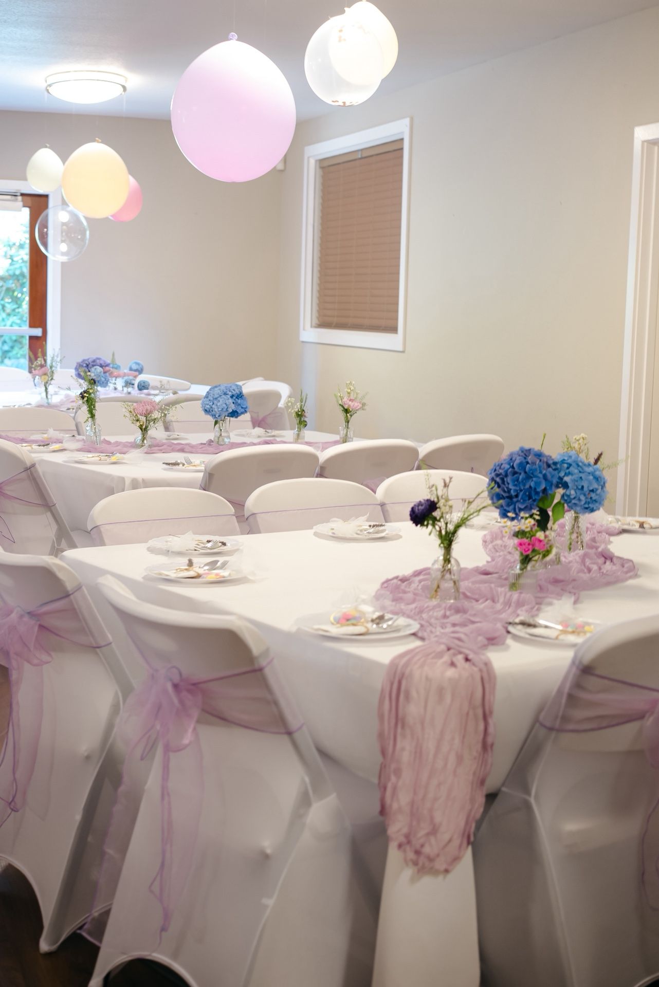 75 Organza Bow Ties for Party Decoration Chair - Lavender, For Sale