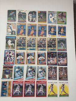 36 Fernando Valenzuela Baseball Cards Los Angeles Dodgers including Rookie