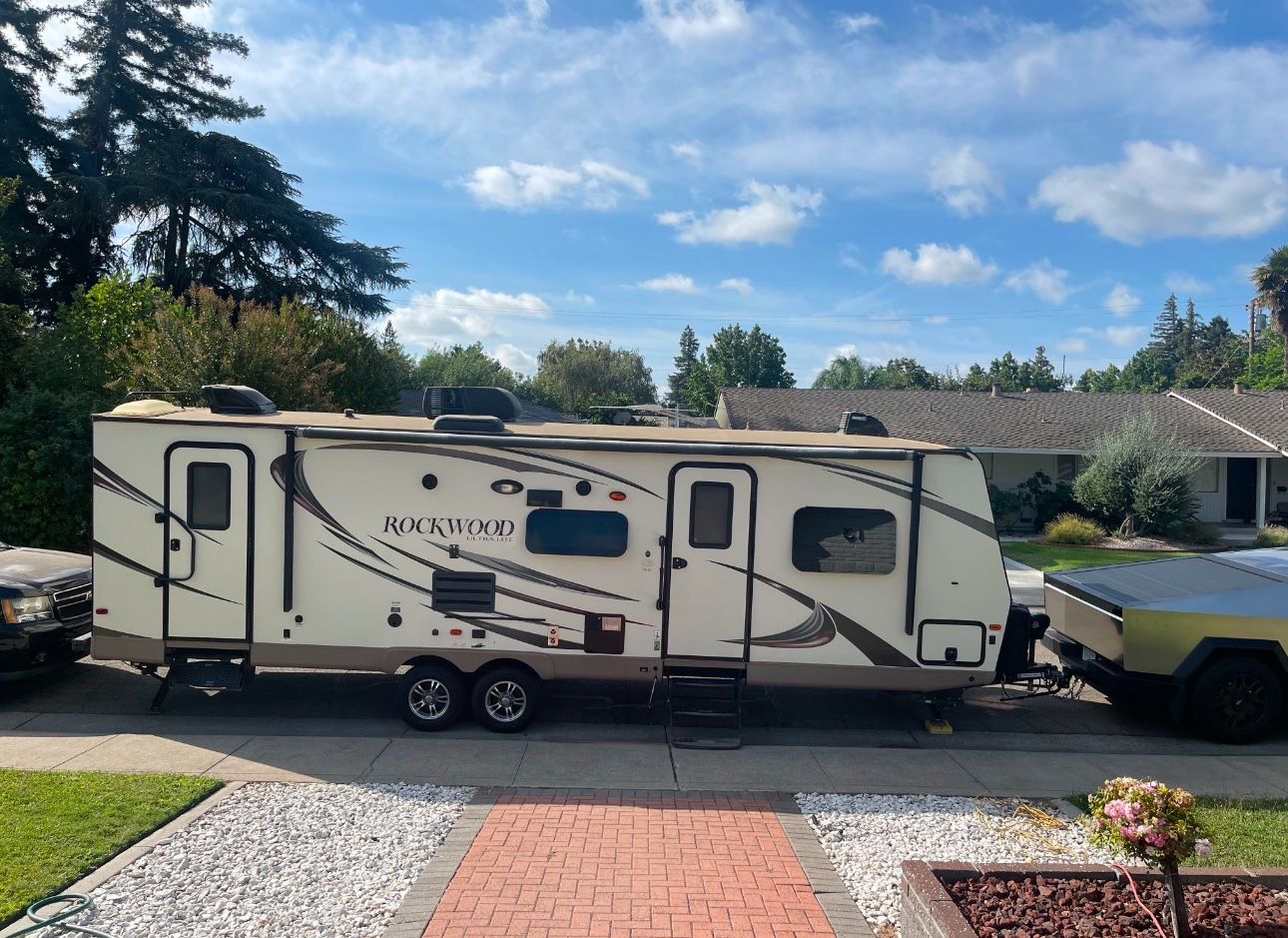 2017 Rockwood Ultra Light