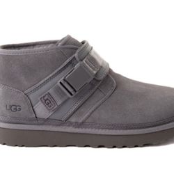 Mens Ugg Boots --New -- size 10