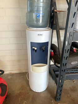 Water dispenser