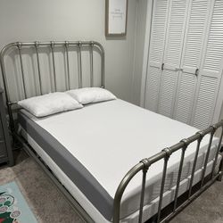 Full Bed Frame And Mattress