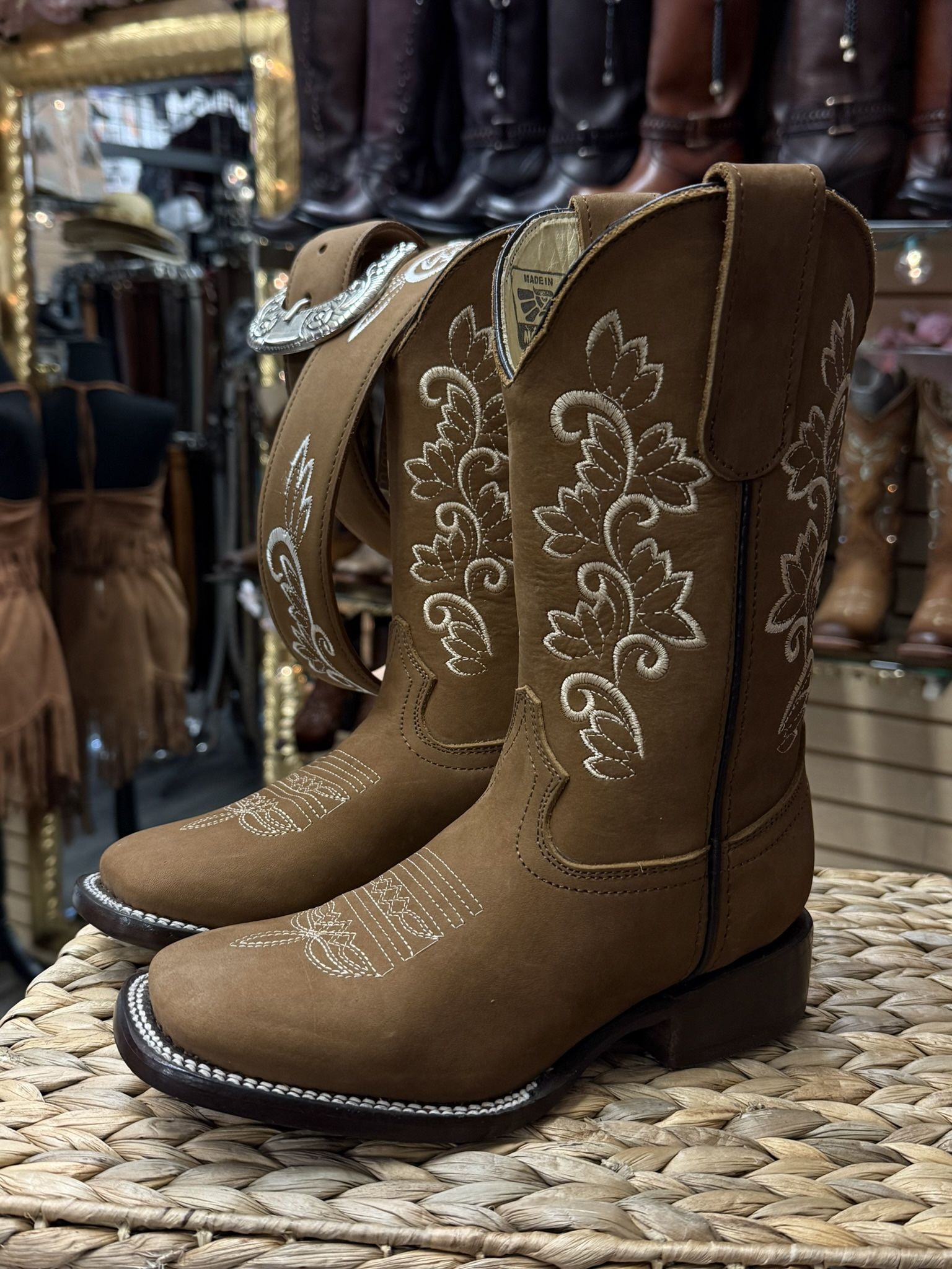 Botas Y Cinto Vaquero Para Mujer
