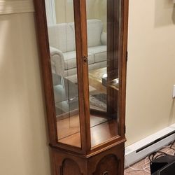 Display Case With 2 Glass Shelves 