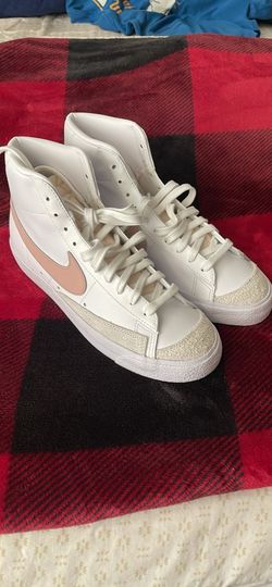 Nike Blazer Mid '77 Sneakers size 9
