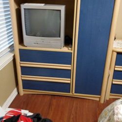 Kids Entertainment Center Only