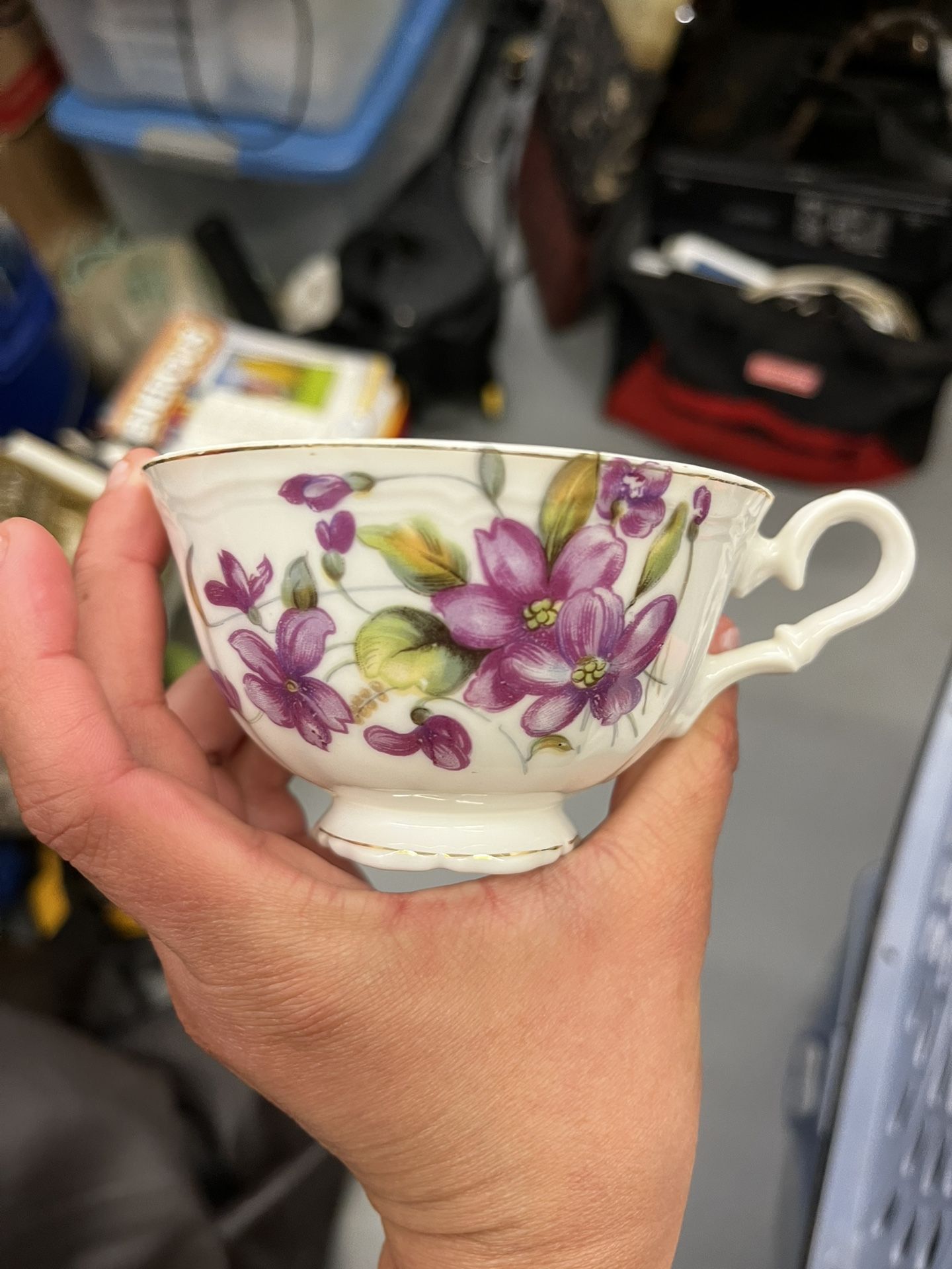 Vintage Tea Cups & Saucers