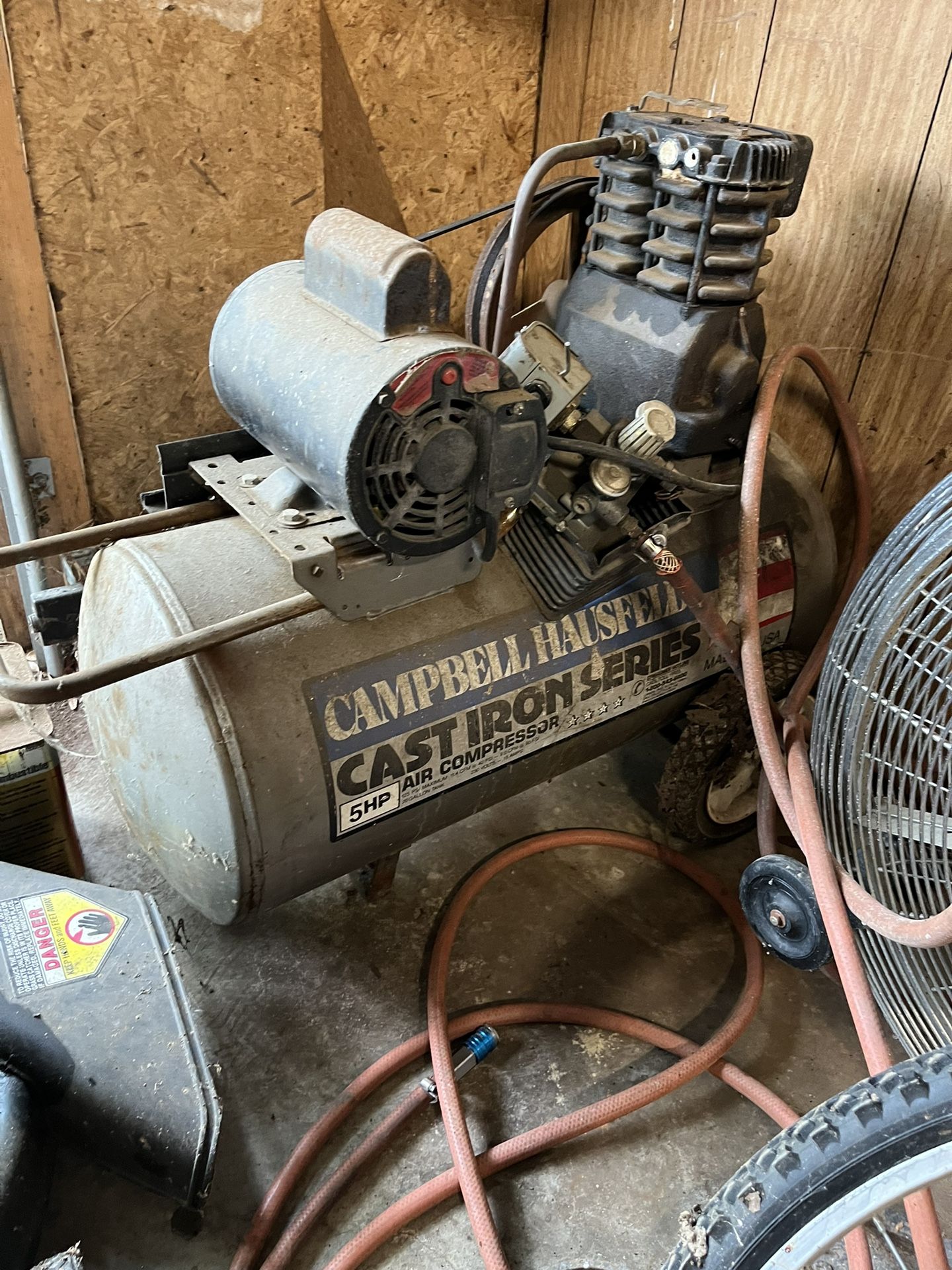Campbell hausfeld Air Compressor 