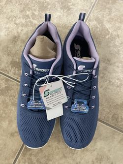 Women Sketchers Size 11