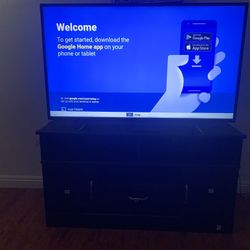 50 -inch Toshiba TV With Good Standing 