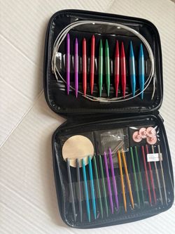 Interchangeable Circular Knitting Needle Set