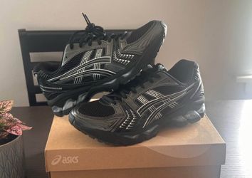 ASICS Kayano 14