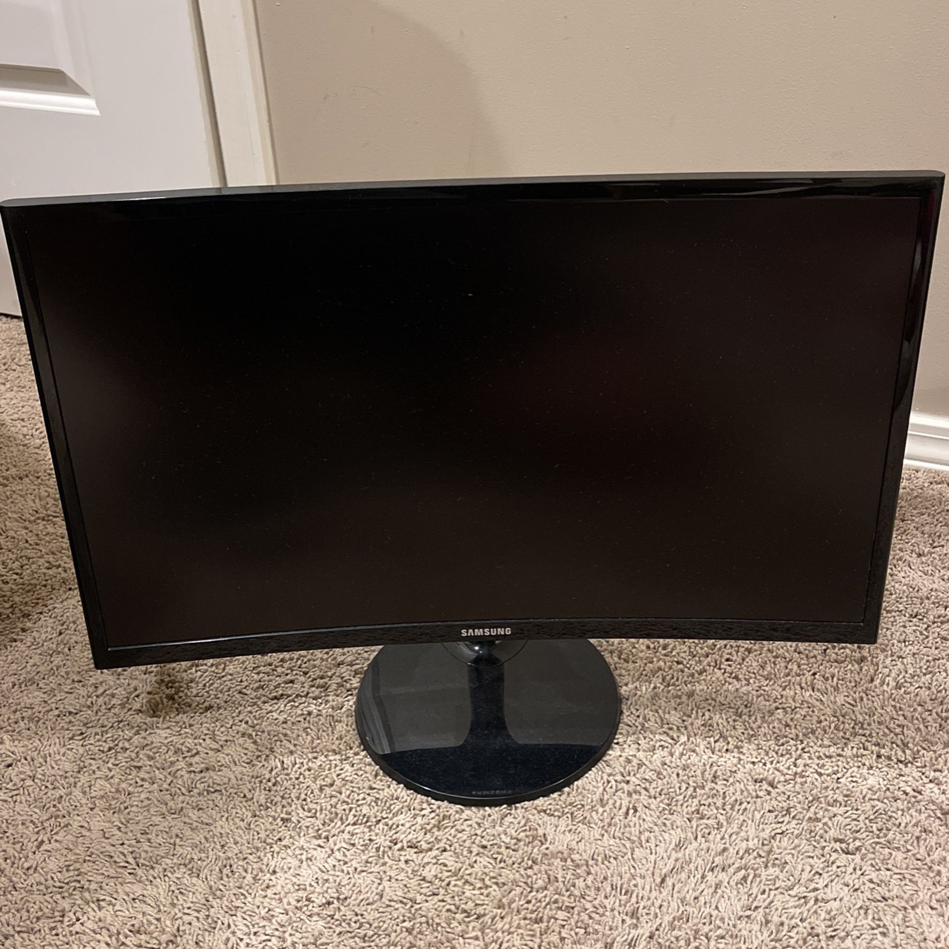 24 Inch Curved Samsung Monitor 