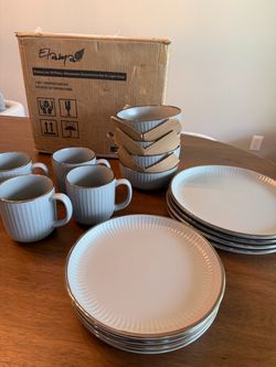 NEW! 16 Pcs Stoneware Dinnerware Set in Light Gray