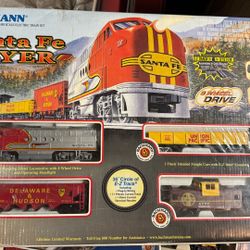 Vintage Bachmann Electric Train set
