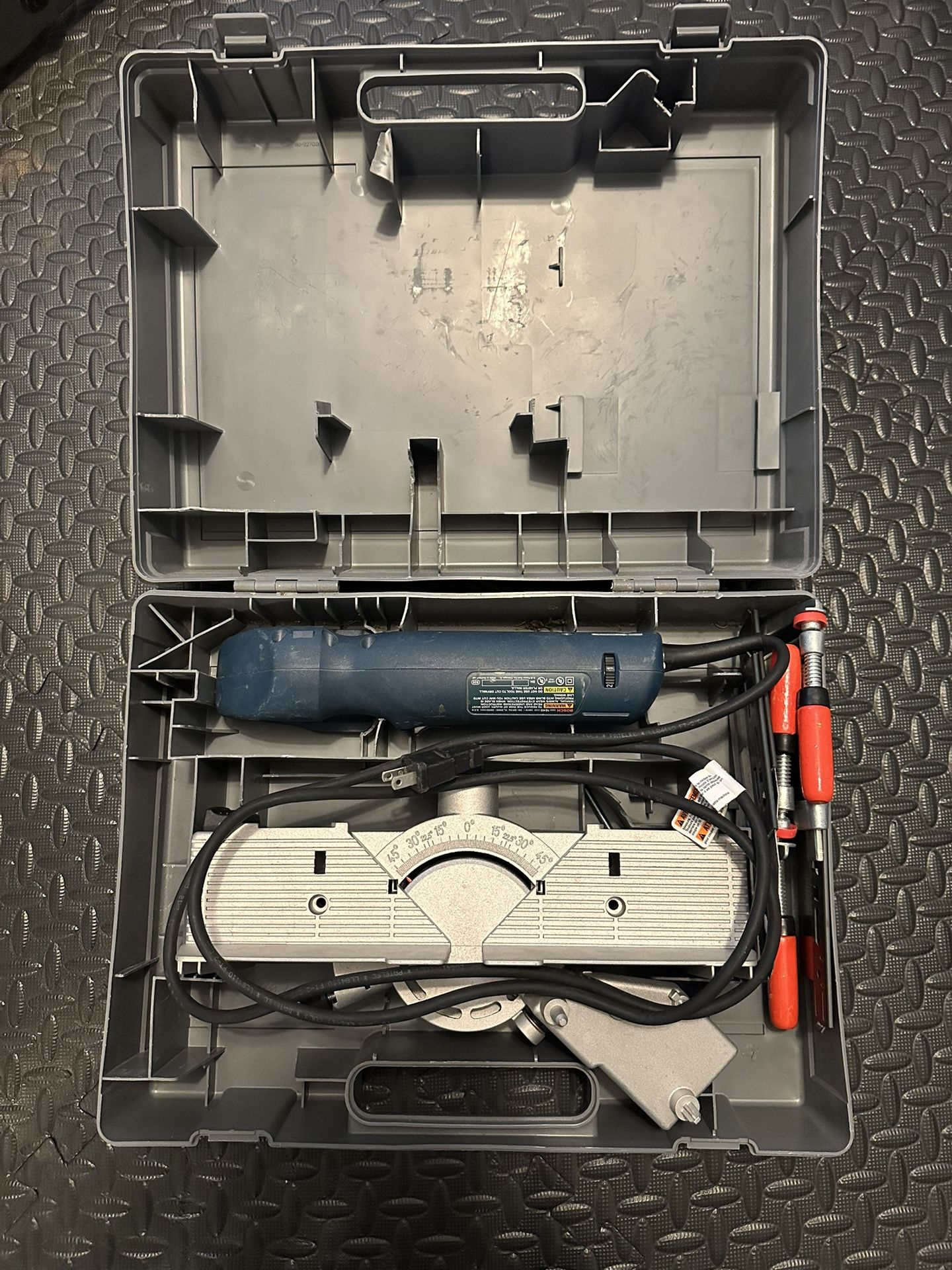 Bosch Fine Cut Saw