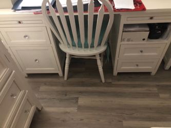 PB Beadboard desk