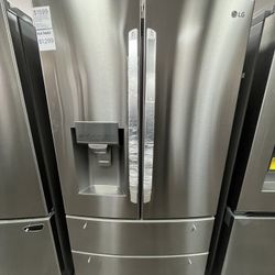 NOW ONLY $1299! LG 4 Door French Door Smart Fridge w Ice And Water 