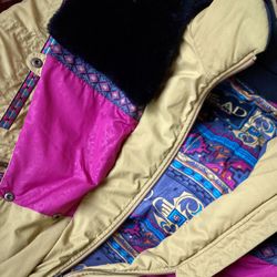 HEAD 90s chartreuse green hot pink magenta vintage women’s embroidered Aztec pattern black fur trim ski jacket size 8