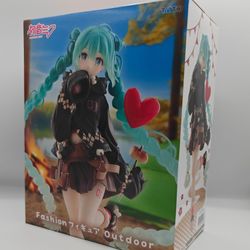 Vocaloid Fashion Hatsune Miku (Outdoor Ver.) Figure