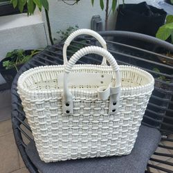 Large Outdoor PVC Woven Basket With Handles