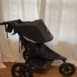 $220 Bob Revolution Flex 3.0 - Great Condition