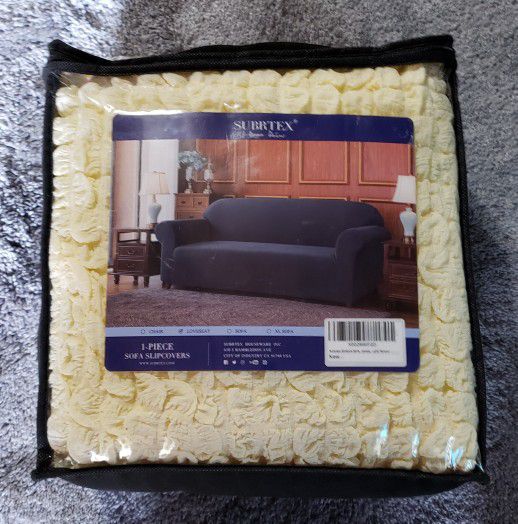 Loveseat Slipcover With Ruffle"By Subrtex"