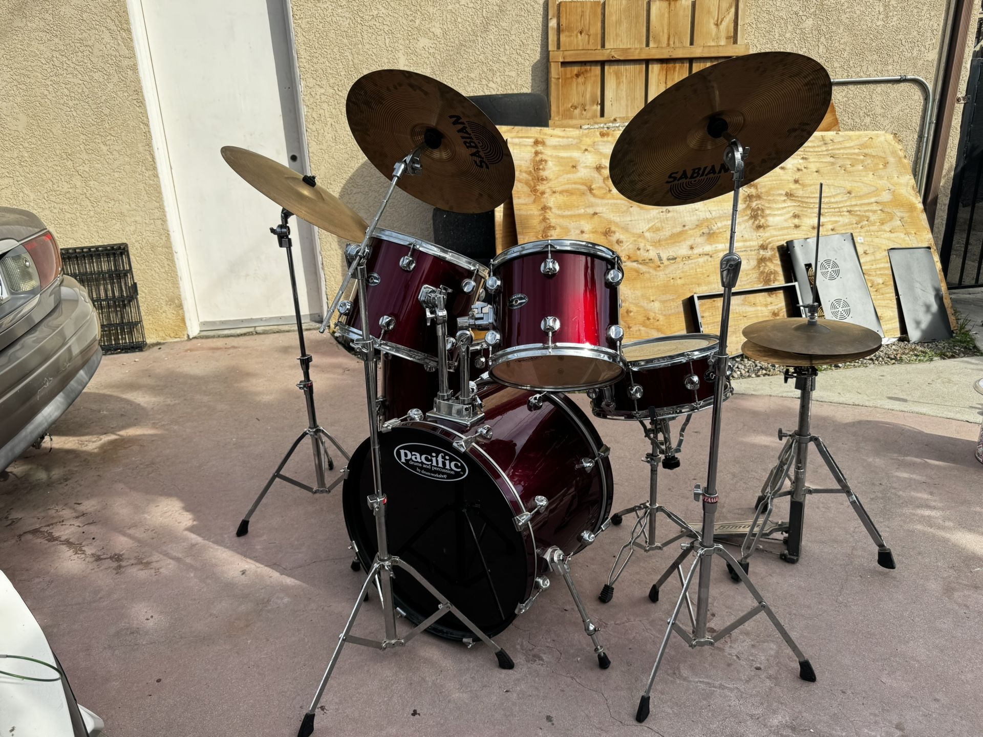 PDP (Pacific) 5 piece Drum Set W/ Sumbols