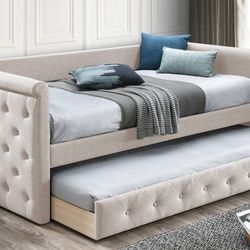 ✅️✅️Day Bed w/ Slats + Trundle✅️ Matress not included. 