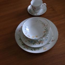 Berkshire China, service for 12. Includes platter and serving bowl.