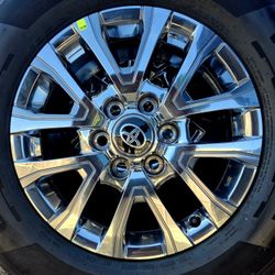 2026 TOYOTA TACOMA RIMS OEM NEW CHROME & NEW TIRES......( 100% TREAD )


