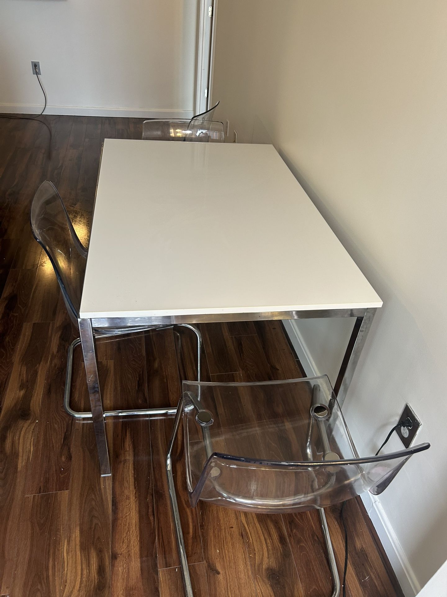Table With Chairs